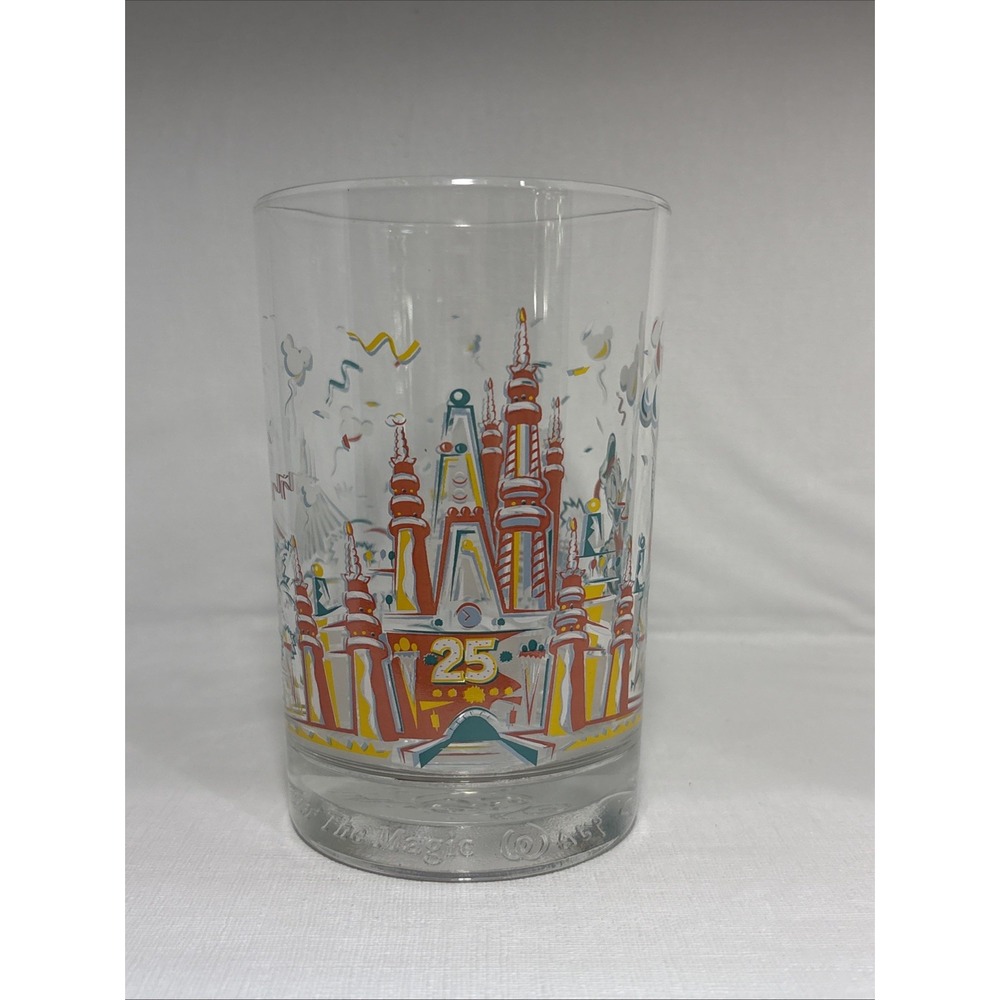 WALT DISNEY WORLD 25th Anniversary Collectors Glass Cup Remember The Magic